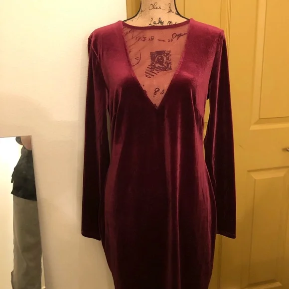 forever 21 burgundy velvet dress Velvet Bodycon Mini Dress
